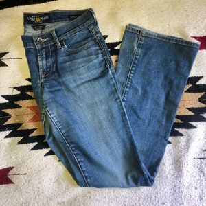 Lucky Brand Sweet N’ Low Bootcut Jeans Size 0 25